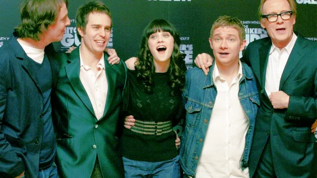 Regissör Gareth Jennings och skådespelarna Sam Rockwell, Zooey Deschanel, Martin Freeman och Bill Nighy från Liftarns guide till galaxen. Bild: Pressens Bild