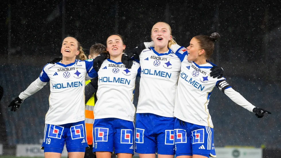 Sabina Ravnell, Vilma Koivisto, Wilma Leidhammar och My Cato startar alla mot Uppsala. 