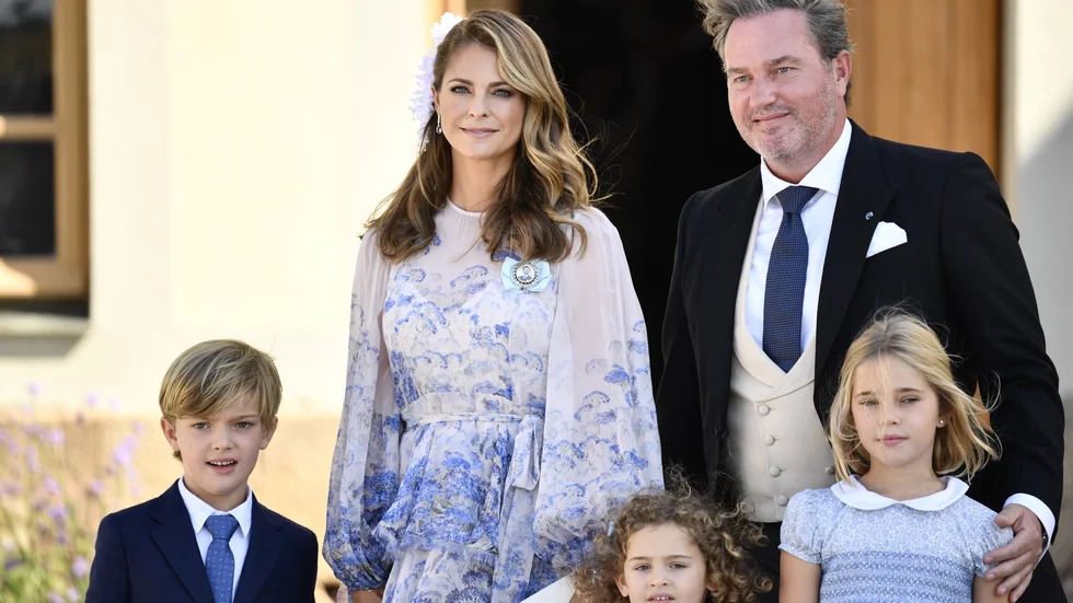 Prins Nicolas, prinsessan Madeleine, prinsessan Adrienne, Christopher O'Neill och prinsessan Leonore kommer flytta till Sverige, men först 2024. Arkivbild.