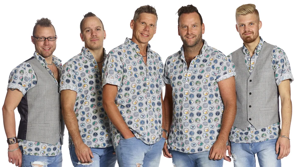 Dansbandet Donnez ligger inte på latsidan i sommar. Pressbild