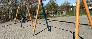 Vi saknar våra gungor på skolgården