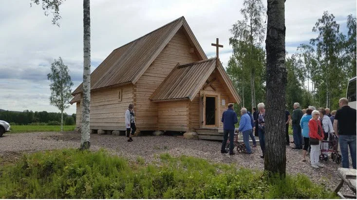 Det ursprungliga Särkilax kapellet spolades bort i vårfloden år 1617. 2017 bildades föreningen Särkilax kyrkas vänner med målet att bygga en kopia av det medeltida kapellet. Det invigdes 2018.