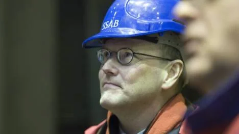 "Om det blir regeringsskifte 2014 kan Thomas Östros säkert räkna med ett telefonsamtal från Stefan Löfven", tror NSD:s lördagskrönikör Peter Swedenmark.