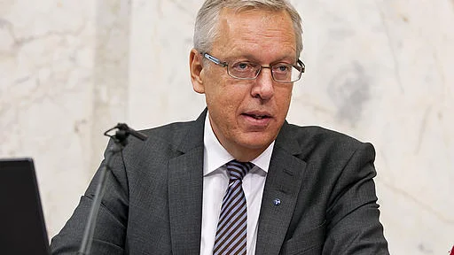 Agera resolut Mats Odell! Att ha kvar Sjätte AP-fonden bäddar bara för nya problem.