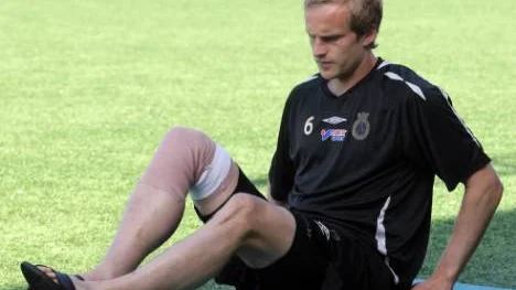 Snart redo för comeback. Kirunafostrade Pär Asp fick en drömstart med Gefle i allsvenskan. Men i slutet av maj skadade 28-åringen knät och har varit borta från spel. Men nu är snart den tunga tiden över och Asp hoppas kunna spela om någon vecka igen.
