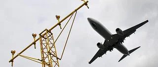 Flyglinjen blir kvar