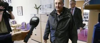 Inget förtroende för Mickelsson
