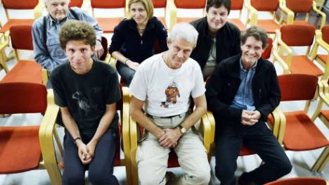 Den internationella styrelsen för Filmstudion i Kiruna. Övre raden: Magnus Leijer, Olga Fomenko från Ryssland, Andreas Waczynski med rötter i Polen. Främre raden: Gerrit Holl från Nederländerna, Björn Forseth, Rick McGregor från Nya Zeeland. På bilden saknas Gunnar Odell.FOTO: HANS STERNLUND