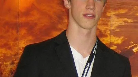 Simon Zakari.