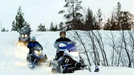 Snöskoteråkning är en stor och viktig del i Gällivares friluftsliv. Det tycker turismföretagare, turistbyrån och skoterföreningen. Därför manifesterar dem för dess vara i Sandviken på lördag.
