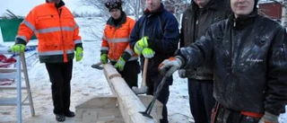 Unga byggjobbare sysselsätts i Kalix