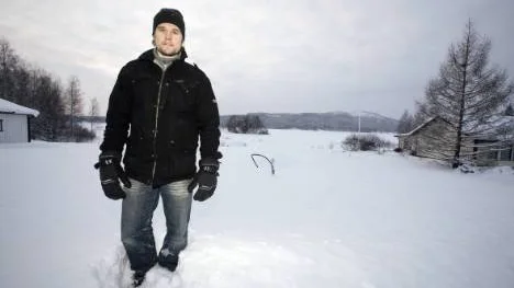 På den här tomten vill Robert Nordberg börja bygga ett hus, men ärendet ligger fortfarande på länsstyrelsens bord. Nu är han less på att inte få något besked. FOTO: Pär Bäckström