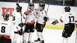 Kiruna fick jubla flera gånger mot Piteå. Segern innebär att laget vann allettan och är klara för play off.