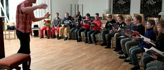 Linköpings gosskör tar ton