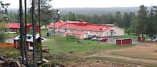 Protester mot flytt av skolhus