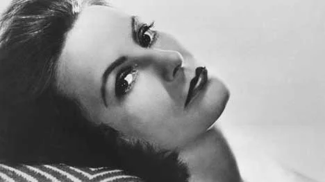 Greta Garbos storhet lÃ¥g i hennes underskÃ¶na ansikte, menar Ellen Mattson. Hon var helt okej som skÃ¥despelerska, men inte jÃ¤ttebra eller fantastisk. Det som Ã¤r fantastiskt med henne och kanske hela hennes gÃ¥ta och mystik Ã¤r hennes ansikte.