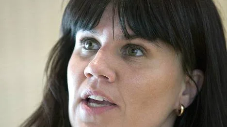 "Jag tror att alla vill göra rätt för sig men för många börjar pengarna ta slut", säger Tina Häggmark, kommunikatör hos Kronofogdemyndigheten. FOTO: Kurt Engström