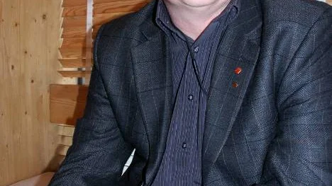Robert Forsberg brinner för djuphamnen i Storön och besvikelsen är stor när det står klart att partikamraterna i Norrbotten inte ser vilka möjligheter den skulle innebära för hela länet.FOTO: Lotta Nilsson