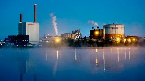 SSAB har börjat gå i vinst. De sista kvartalet förra året är det första under 2009 som visar positiva resultat. Trendbrottet gör att SSAB Tunnplåt ska nyanställa. FOTO: Pär Bäckström