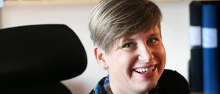 Hon vill ifrågasätta vad kvinnlighet är