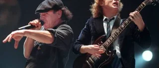 Grundlig AC/DC-biografi för de inbitna fansen