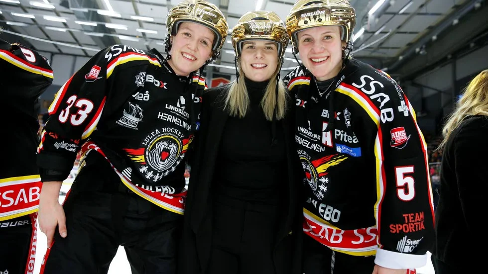 Guldtrion Michelle Karvinen, Emma  Nordin och Johanna Fällman.