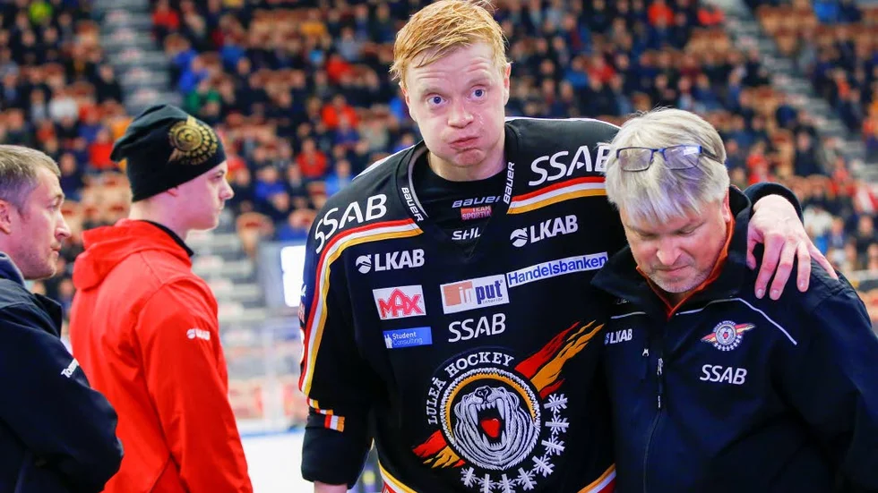 Eländet är över. Lennart Petrell skadade sig under hemmamatchen 10 december mot Rögle.?