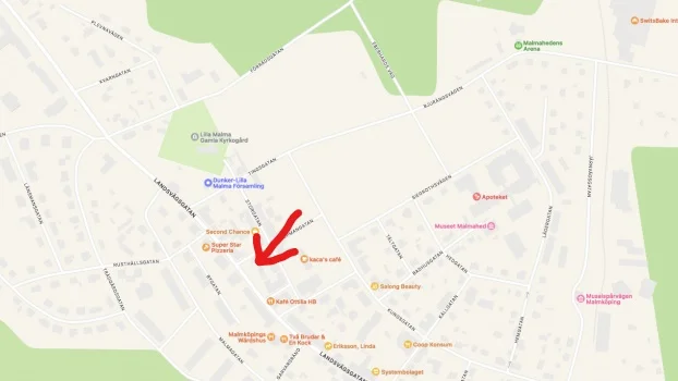 Delar av Landsvägsgatan i Malmköping har under helgen tillfälligt parkeringsförbud. Följ anvisade skyltar för parkering. 