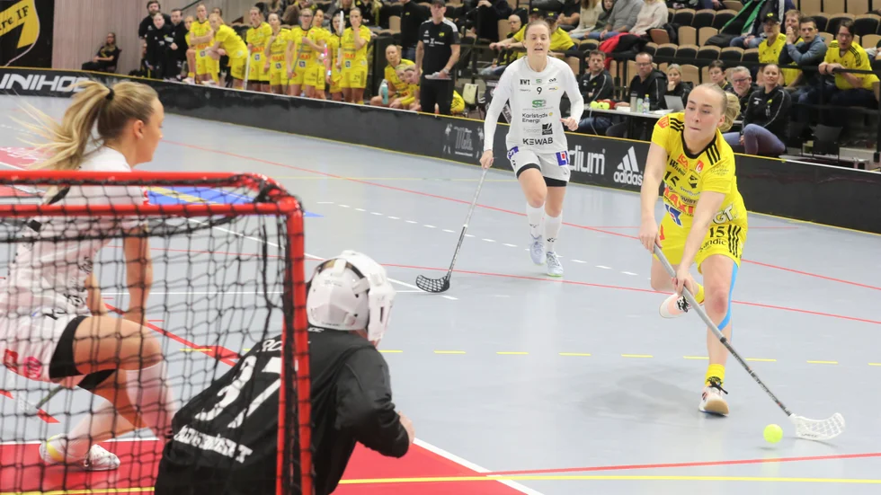 Endre IF besegrade allsvenska Växjö i säsongens första tävlingsmatch.
