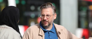 Partiledaren från Linköping har målat in sig i ett hörn