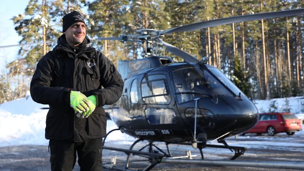 Edis Altun är piloten som röjer bort träd som fallit ner över elledningar.