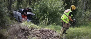 Bil for 20 meter in i skogen