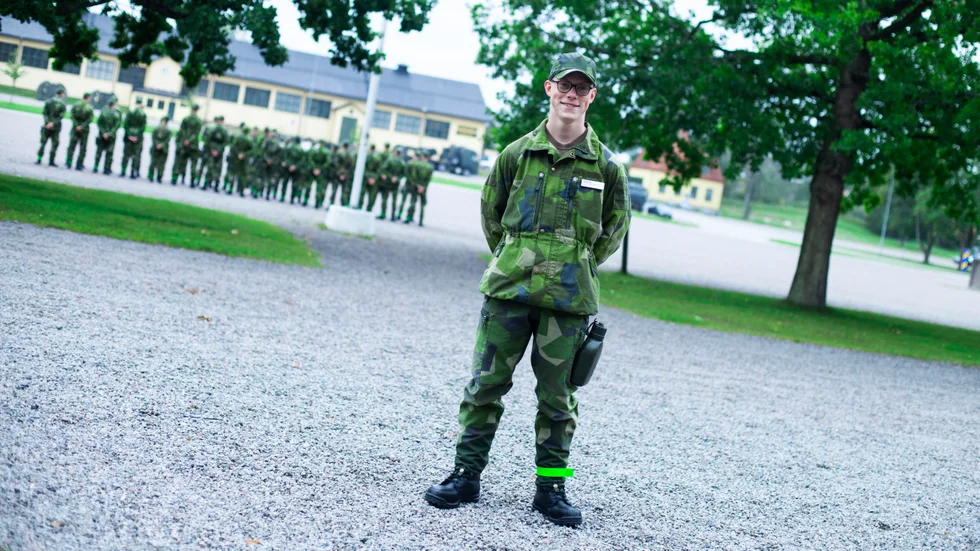 Måndag den 7 augusti ryckte Simon Tuvesson från Hultsfred in på injegörregementet Ing 2 i Eksjö.