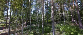 Nya ägare till mindre hus i Kalkudden, Mariefred - prislappen: 2 400 000 kronor