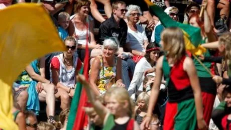 Populärt. Arrangörerna överraskades av att det var så mycket publik. Omkring 1 500 personer fyllde läktarna.