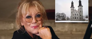 Då begravs Marie Nilsson Lind – öppen ceremoni i kyrkan
