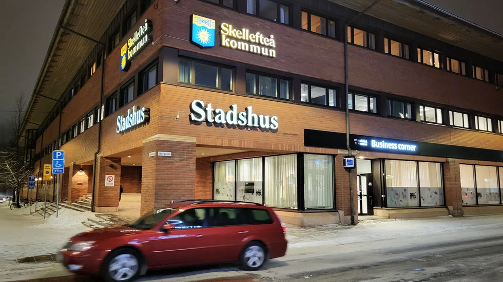 Kommunen har polisanmält ett hot mot en politiker. 