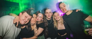 Vimmelbilder: Kolla in nattens röj på Luleåklubben