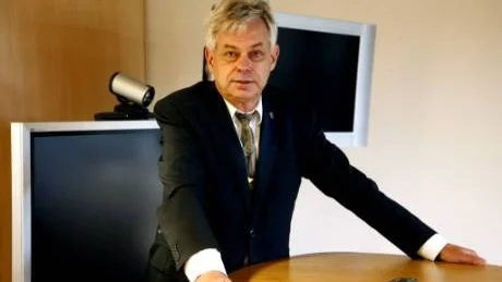 Ökning. "Både ansökningarna och telefonsamtalen från anhöriga som vill veta vad som krävs har blivit fler", säger  länsassessor Morten Spencer.arkivfoto: henrik radhe