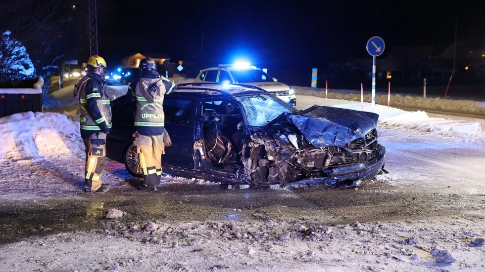 Bilen totalförstördes i olyckan.