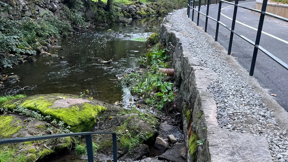 Gång- och cykelvägen längs Tinnerbäcken är ett välkommet inslag i stadsbilden, menar insändarskribenten.