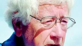 Nyss fyllda 70. Rolf Ekéus är ingen vanlig folkpensionär utan fortsätter ihärdigt att lägga sig andra länders angelägenheter. Foto: Ingemar Peterson