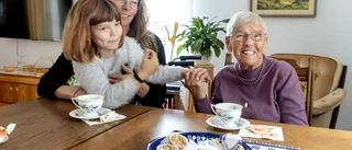 Efter 90 år i Skellefteå – Karin flyttade in på barnbarnens gård