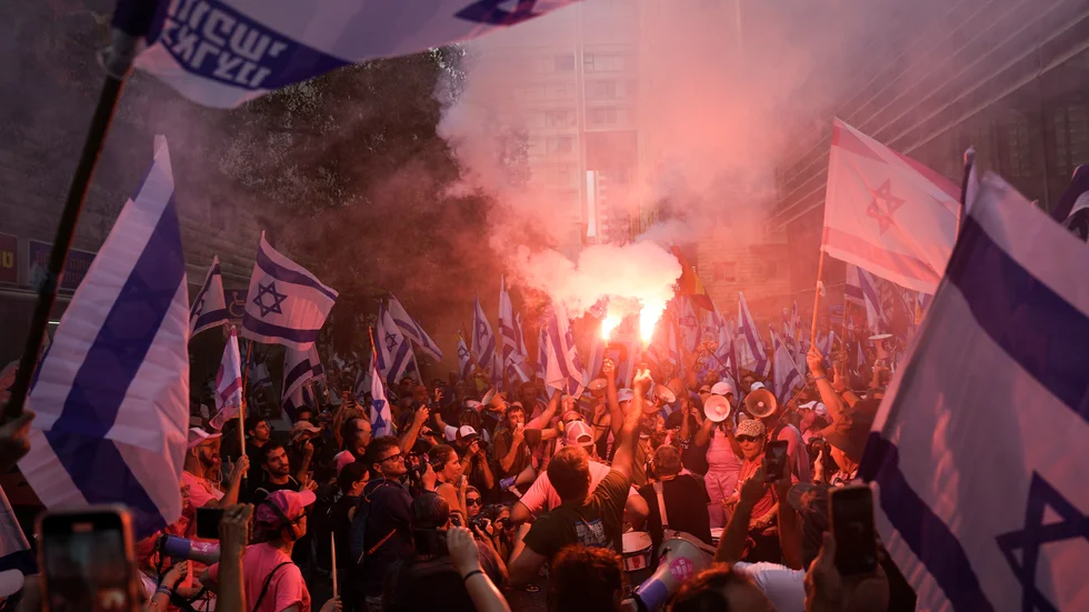 Protester i Tel Aviv på tisdagen.