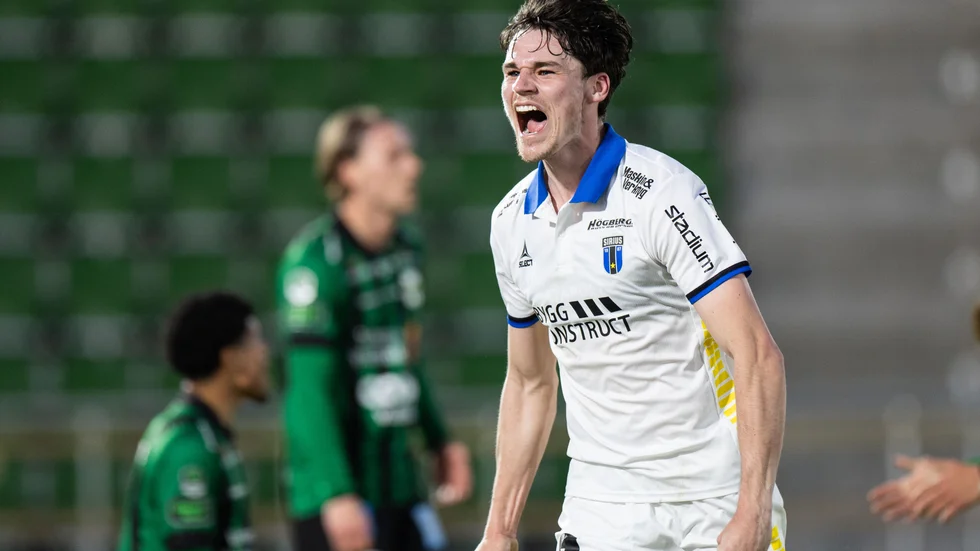 Jamie Roche firar sitt första allsvenska mål för Sirius. 