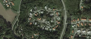 Nya ägare till villa i Bredsand, Enköping - 5 100 000 kronor blev priset