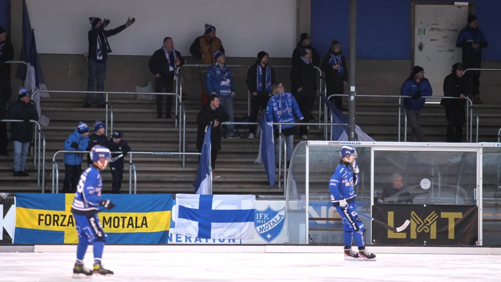 Delar av den skara som är Forza Blåvitt idag. 