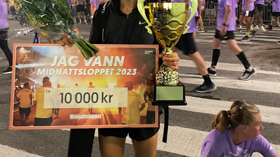 Carolina Johnson vann Midnattsloppet på Södermalm i Stockholm under lördagen.