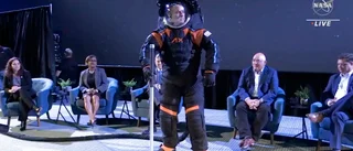 Prada designar Nasas nya rymddräkter