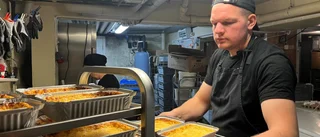 Erik tvättar händerna – 100 gånger om dagen • Kika in i fabriken